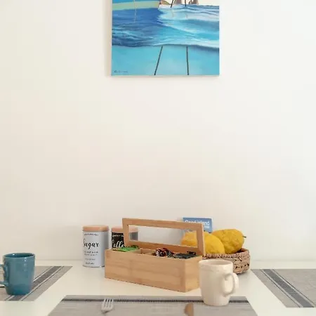 Posterus 5 * Capri